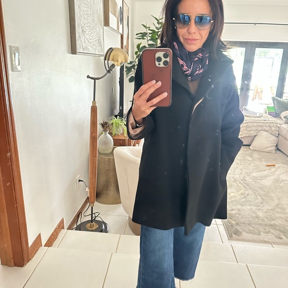 Alexander McQueen Skulls Scarf - Picture 11 of 11